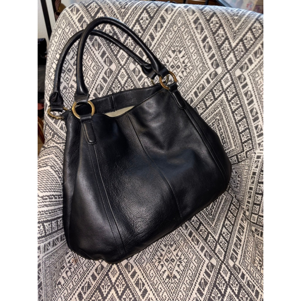 G.I.L.I Quiet Luxury Large Roma Hobo Bag in Supple Black Leather Gold Hardware - Picture 10 of 11
